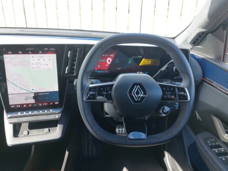 Used Renault Scenic E-Tech 2024 for sale - 76052330: Photo 7