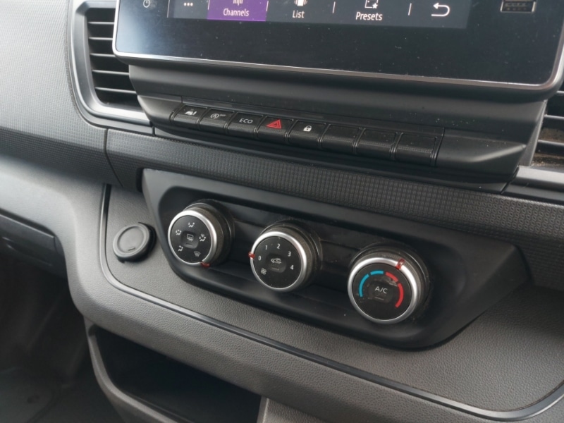 Used Renault Trafic 2023 for sale - 77889428: Photo 15