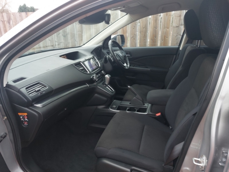 Used Honda CR-V 2017 for sale - 77827035: Photo 5