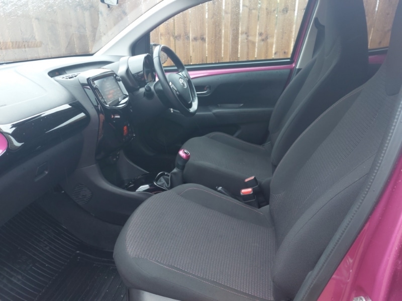 Used Toyota AYGO 2019 for sale - 77678240: Photo 5