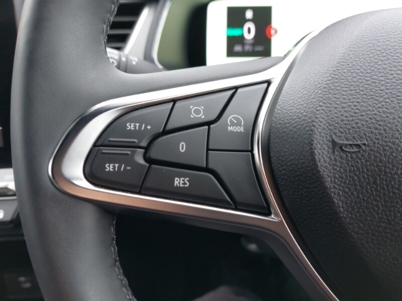 Used Renault Captur 2024 for sale - 77999411: Photo 17