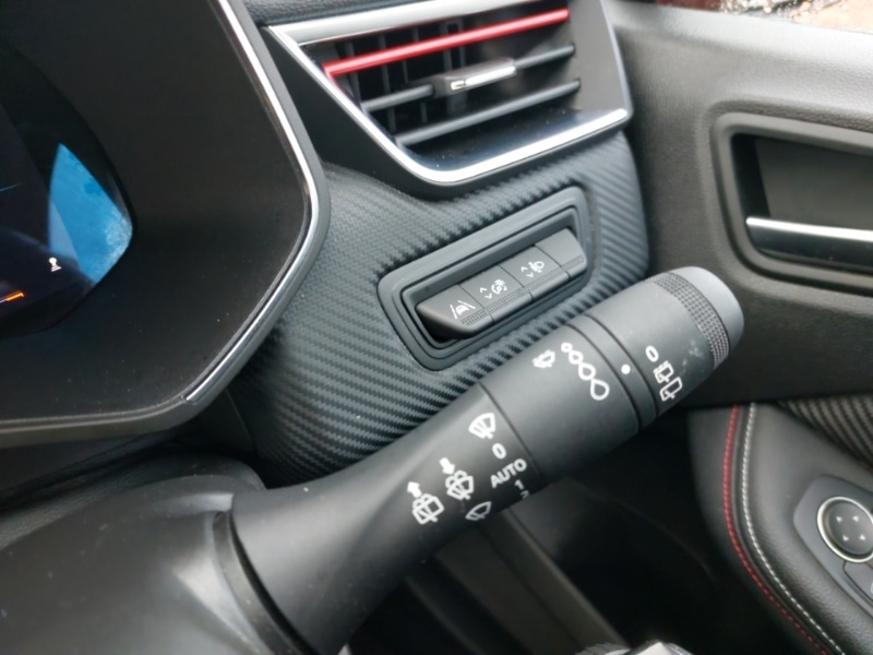 Used Renault Clio 2023 for sale - 76348656: Photo 18
