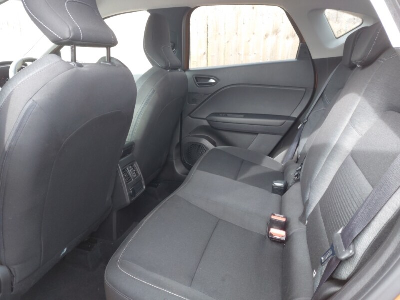 Used Renault Captur 2021 for sale - 77816627: Photo 6