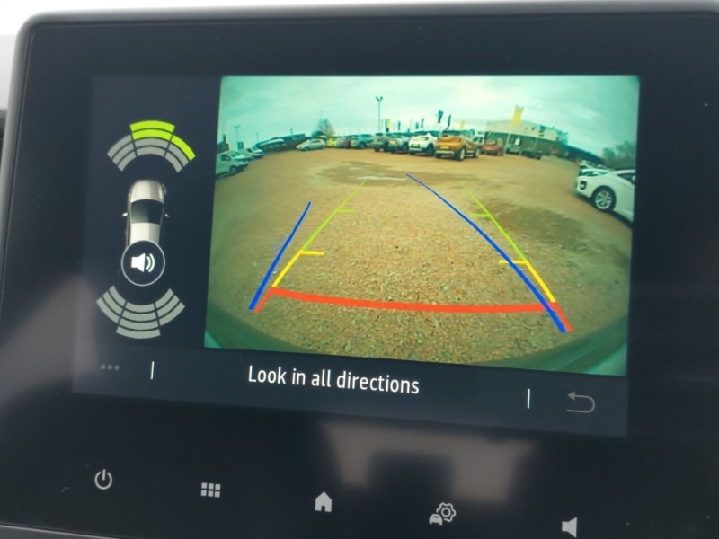 Used Renault Clio 2023 for sale - 77992812: Photo 11