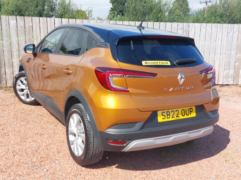 Used Renault Captur 2022 for sale - 76613832: Photo 3