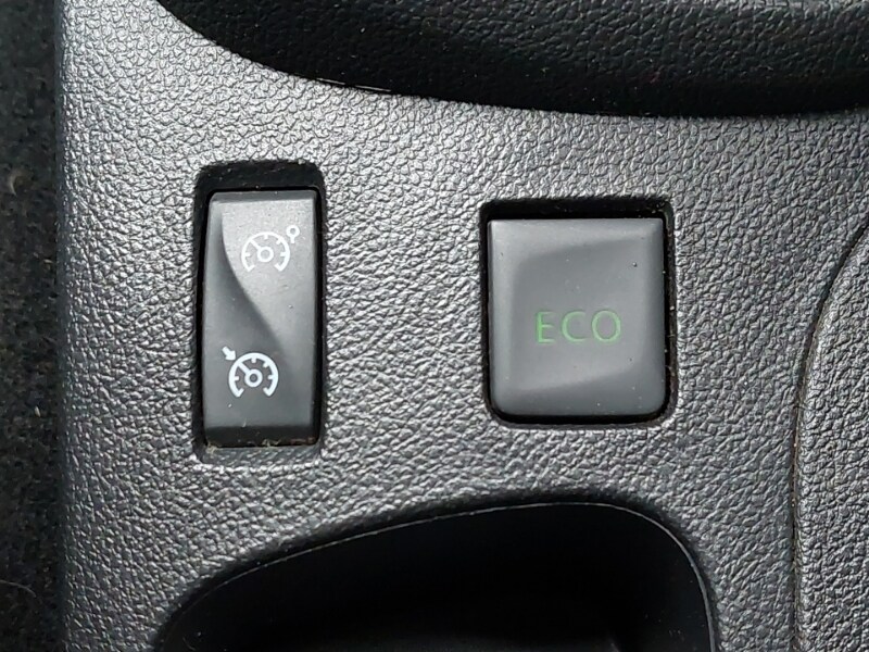 Used Renault Captur 2018 for sale - 78065931: Photo 17