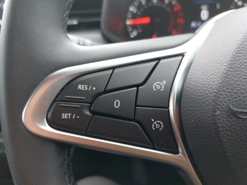 Used Renault Clio 2021 for sale - 75971936: Photo 16