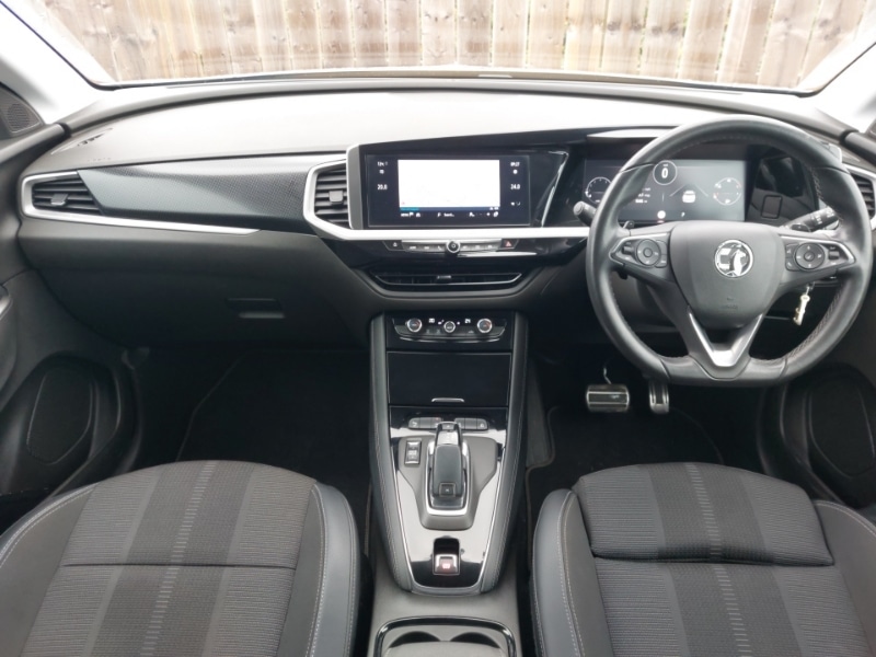 Used Vauxhall Grandland 2023 for sale - 76160544: Photo 2