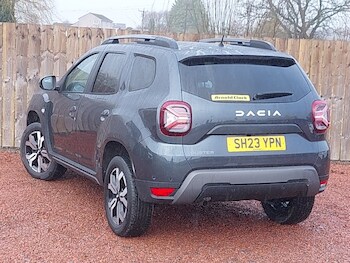 Used Dacia Duster 2023 for sale - 77816637: Photo