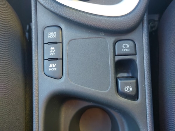 Used Toyota Yaris 2024 for sale - 76135014: Photo 16