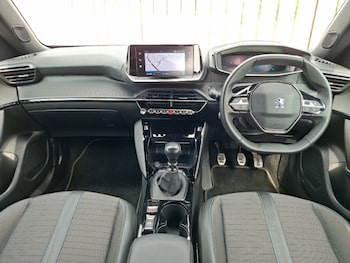 Used Peugeot 2008 2023 for sale - 78983411: Photo