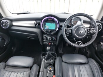 Used MINI Hatch 2019 for sale - 78848928: Photo