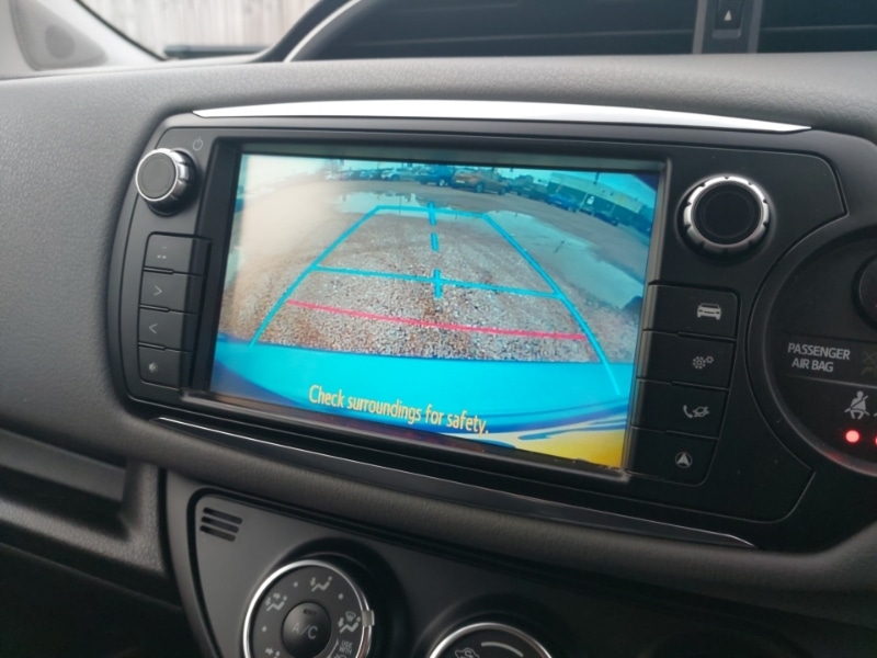 Used Toyota Yaris 2017 for sale - 77644650: Photo 10