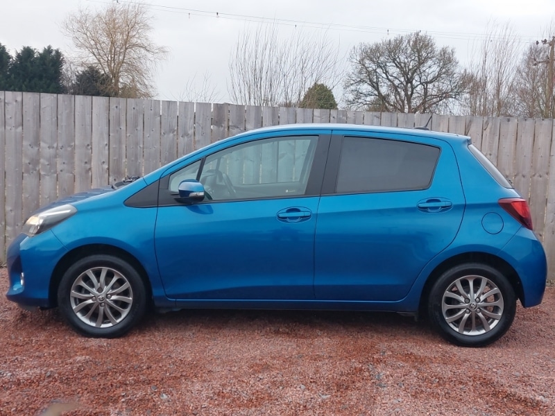 Used Toyota Yaris 2017 for sale - 77644650: Photo 4