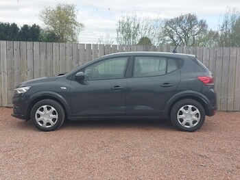 Used Dacia Sandero 2022 for sale - 78411283: Photo