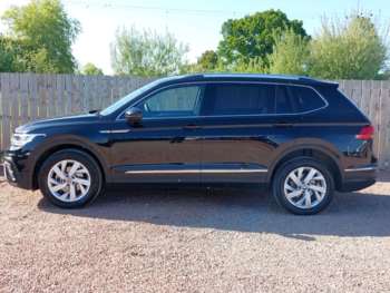 Used Volkswagen Tiguan Allspace 2024 for sale - 74652799: Photo