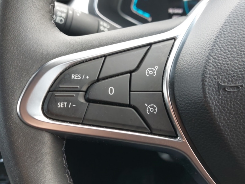 Used Renault Captur 2022 for sale - 76959220: Photo 16