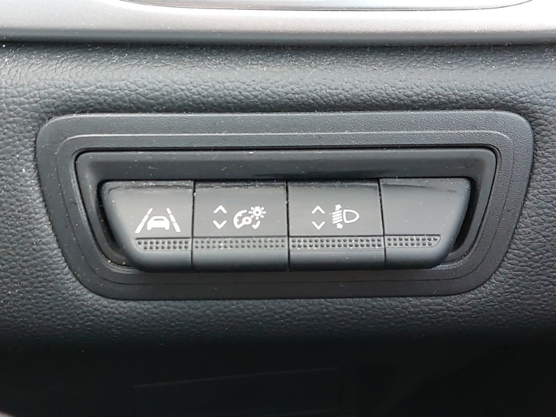 Used Renault Captur 2022 for sale - 76959220: Photo 18