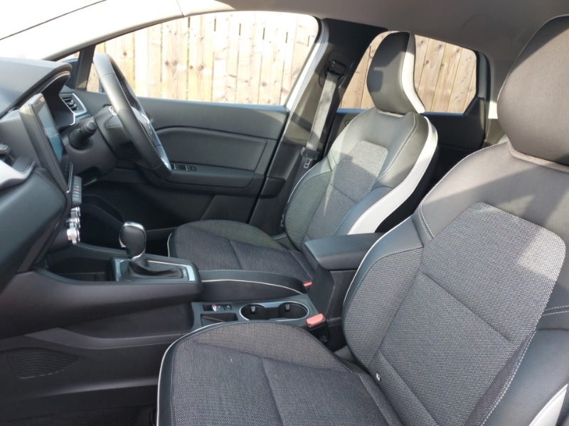 Used Renault Captur 2022 for sale - 76959220: Photo 5