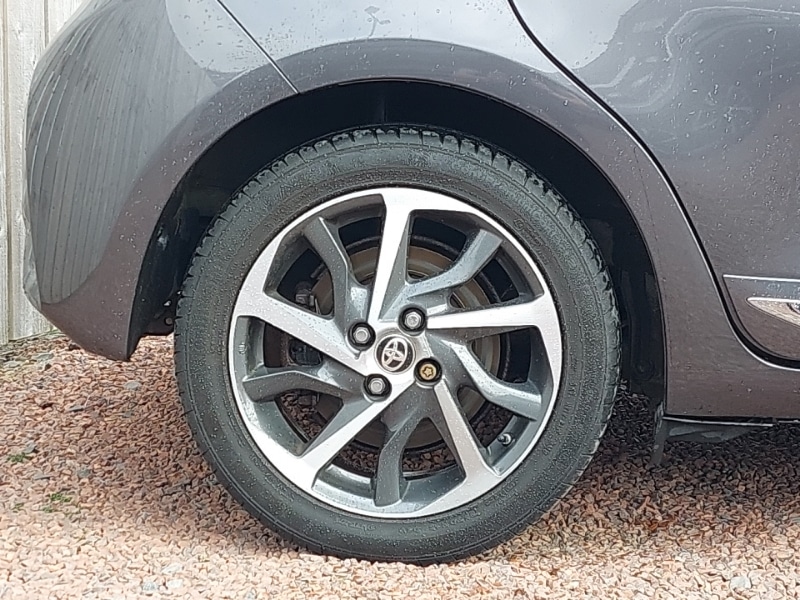 Used Toyota Yaris 2018 for sale - 78203431: Photo 12