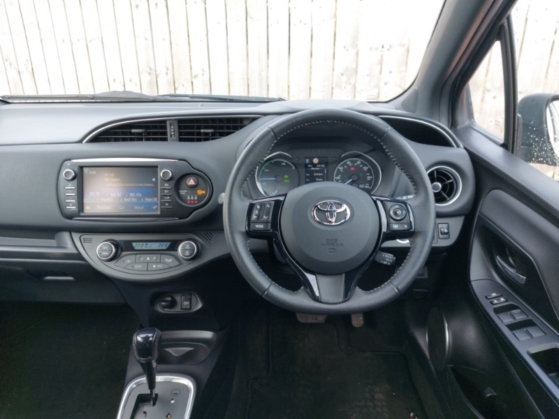 Used Toyota Yaris 2018 for sale - 78203431: Photo 7