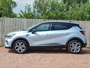 Used Renault Captur 2023 for sale - 79406876: Photo