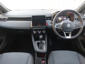 Used Renault Clio 2025 for sale - 77428634: Photo