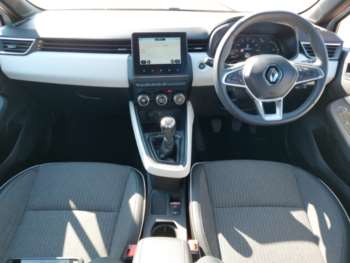 Used Renault Clio 2023 for sale - 74309752: Photo