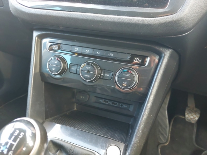 Used Volkswagen Tiguan 2019 for sale - 76403940: Photo 15