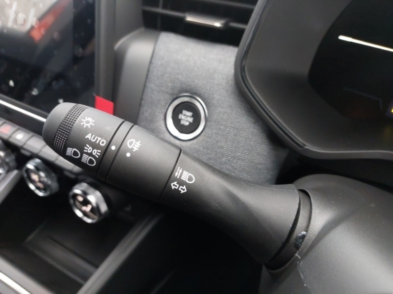 Used Renault Clio 2025 for sale - 77024507: Photo 17