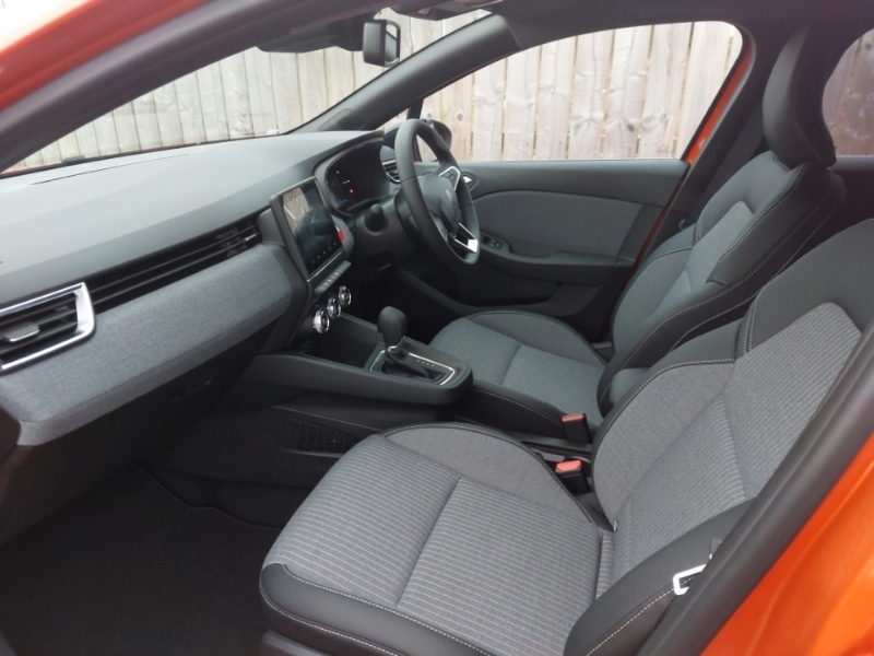 Used Renault Clio 2025 for sale - 77024507: Photo 5
