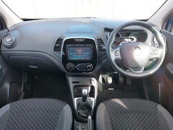 Used Renault Captur 2017 for sale - 78595355: Photo