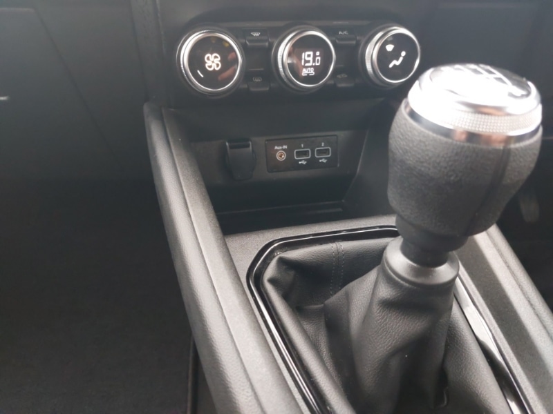 Used Renault Clio 2023 for sale - 77209403: Photo 14