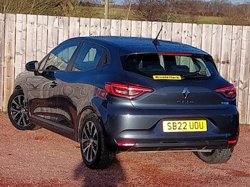 Used Renault Clio 2022 for sale - 77300078: Photo
