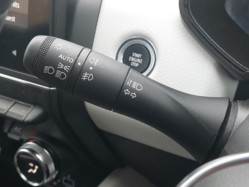 Used Renault Clio 2022 for sale - 76135298: Photo 17
