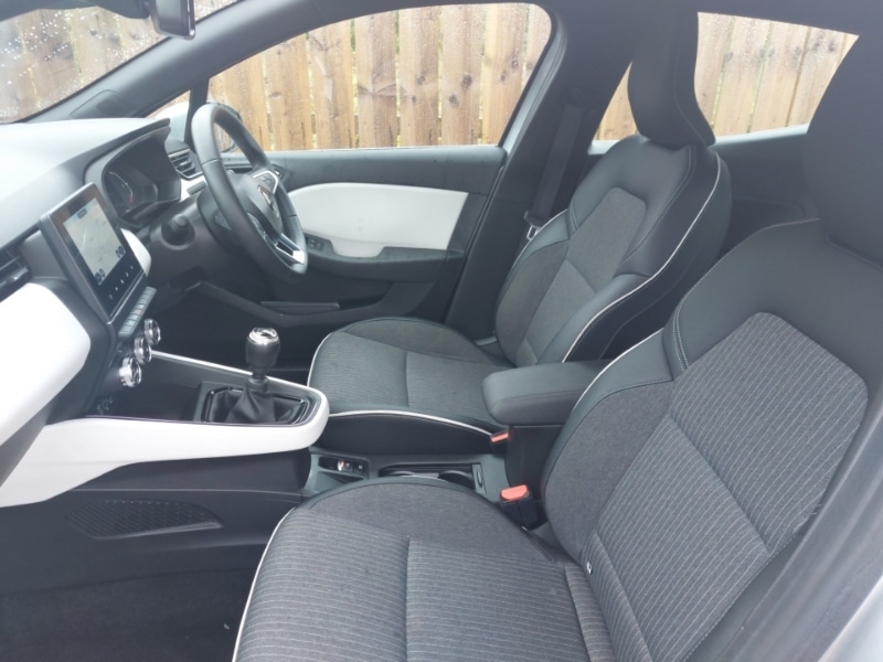 Used Renault Clio 2022 for sale - 76135298: Photo 5
