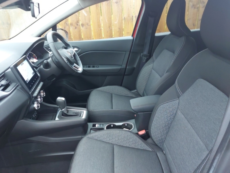 Used Renault Captur 2022 for sale - 76335828: Photo 5