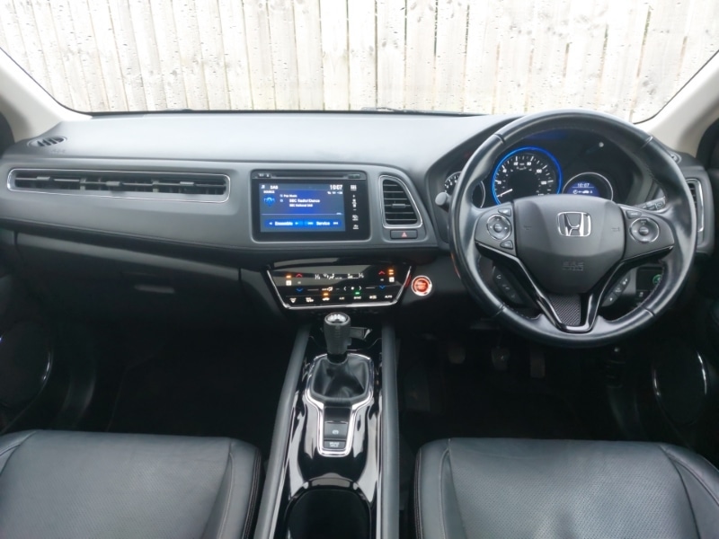 Used Honda HR-V 2019 for sale - 77433628: Photo 2