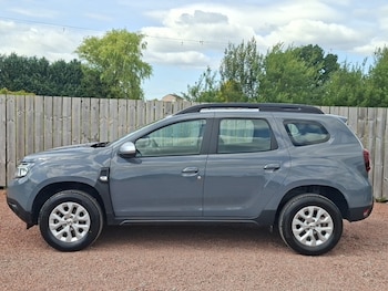 Used Dacia Duster 2023 for sale - 79286237: Photo