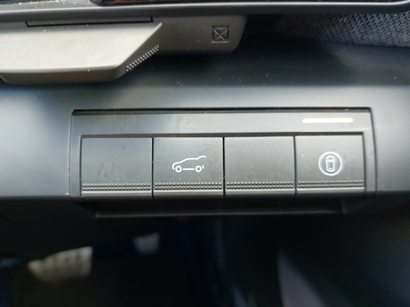 Used Renault Scenic E-Tech 2024 for sale - 76970502: Photo 16