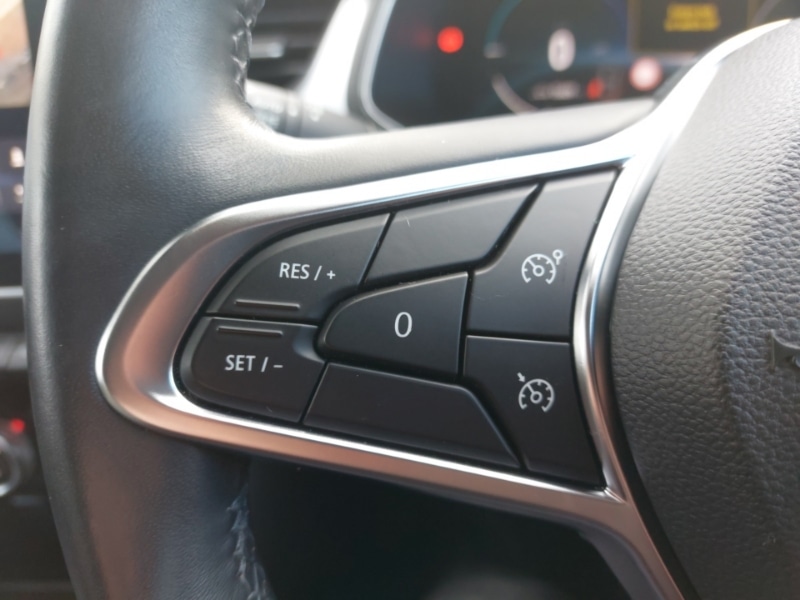 Used Renault Captur 2020 for sale - 76925236: Photo 15