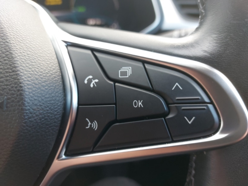 Used Renault Captur 2020 for sale - 76925236: Photo 16