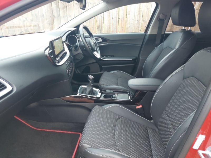 Used Kia XCeed 2020 for sale - 76403944: Photo 5