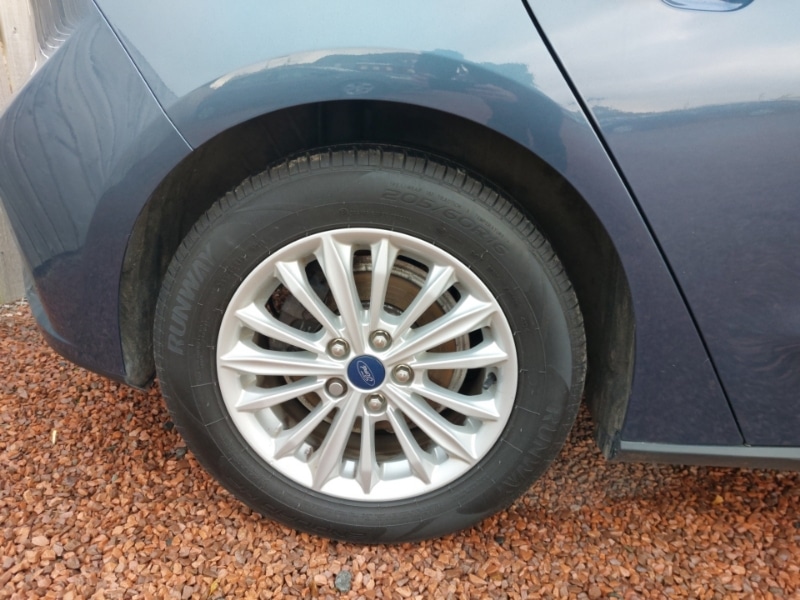 Used Ford Focus 2019 for sale - 76613842: Photo 12