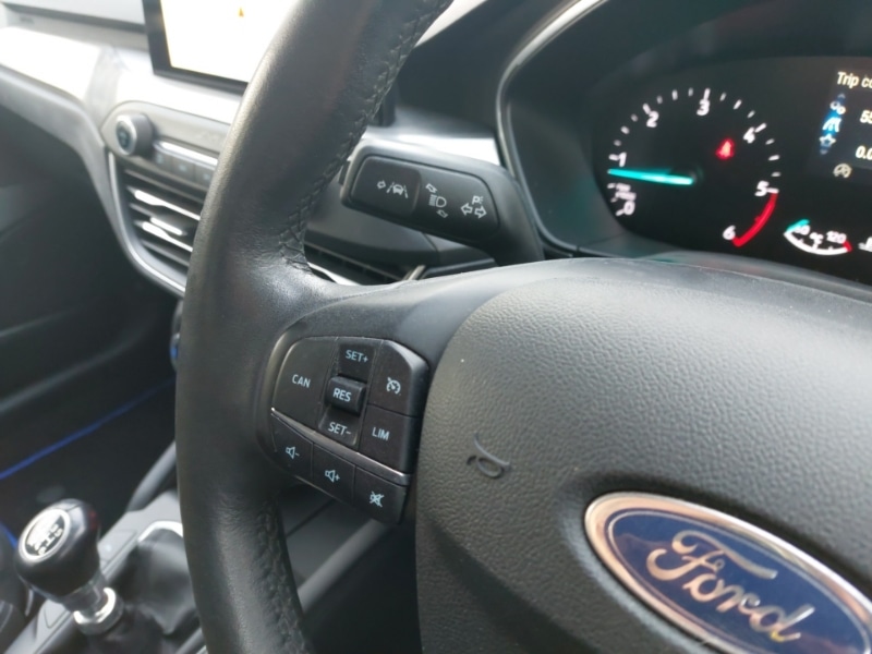 Used Ford Focus 2019 for sale - 76613842: Photo 16
