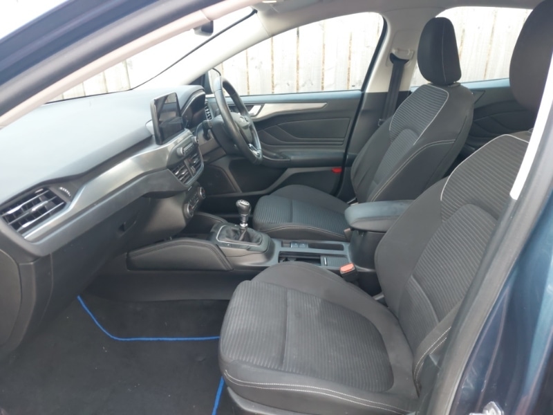 Used Ford Focus 2019 for sale - 76613842: Photo 5