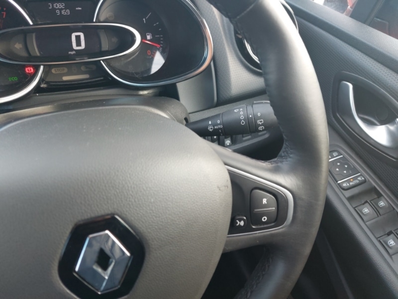 Used Renault Clio 2019 for sale - 76639430: Photo 17