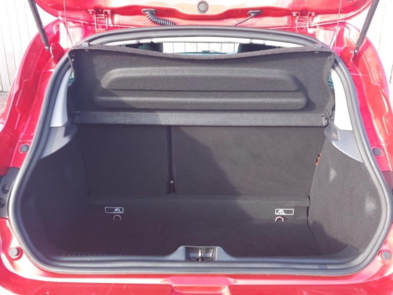 Used Renault Clio 2019 for sale - 76639430: Photo 8