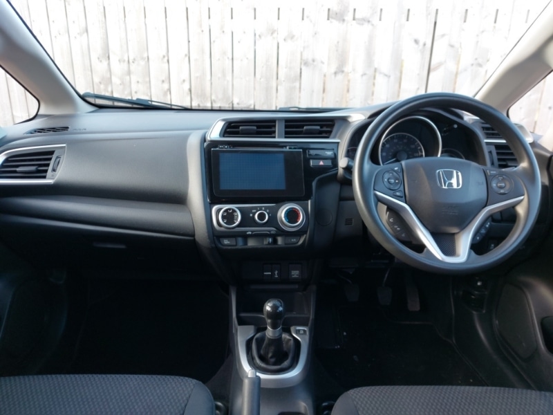 Used Honda Jazz 2018 for sale - 77366438: Photo 2