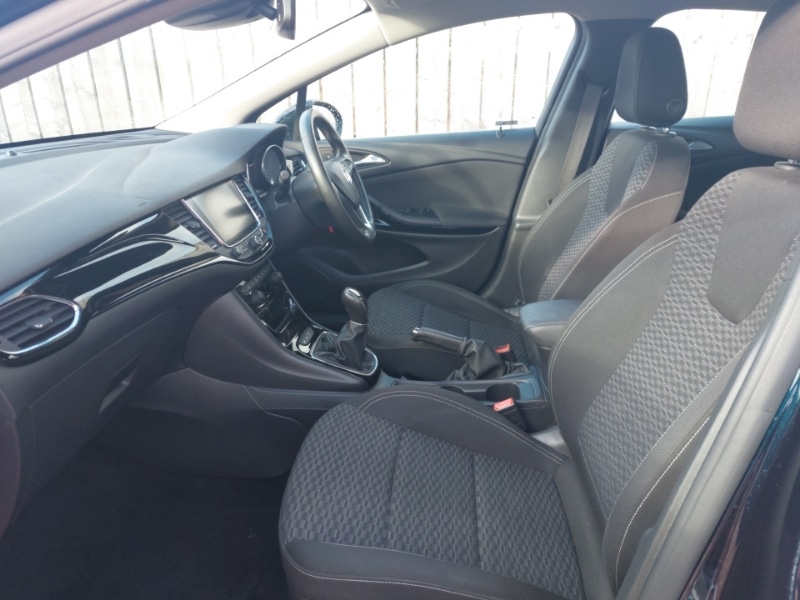 Used Vauxhall Astra 2018 for sale - 76613845: Photo 5